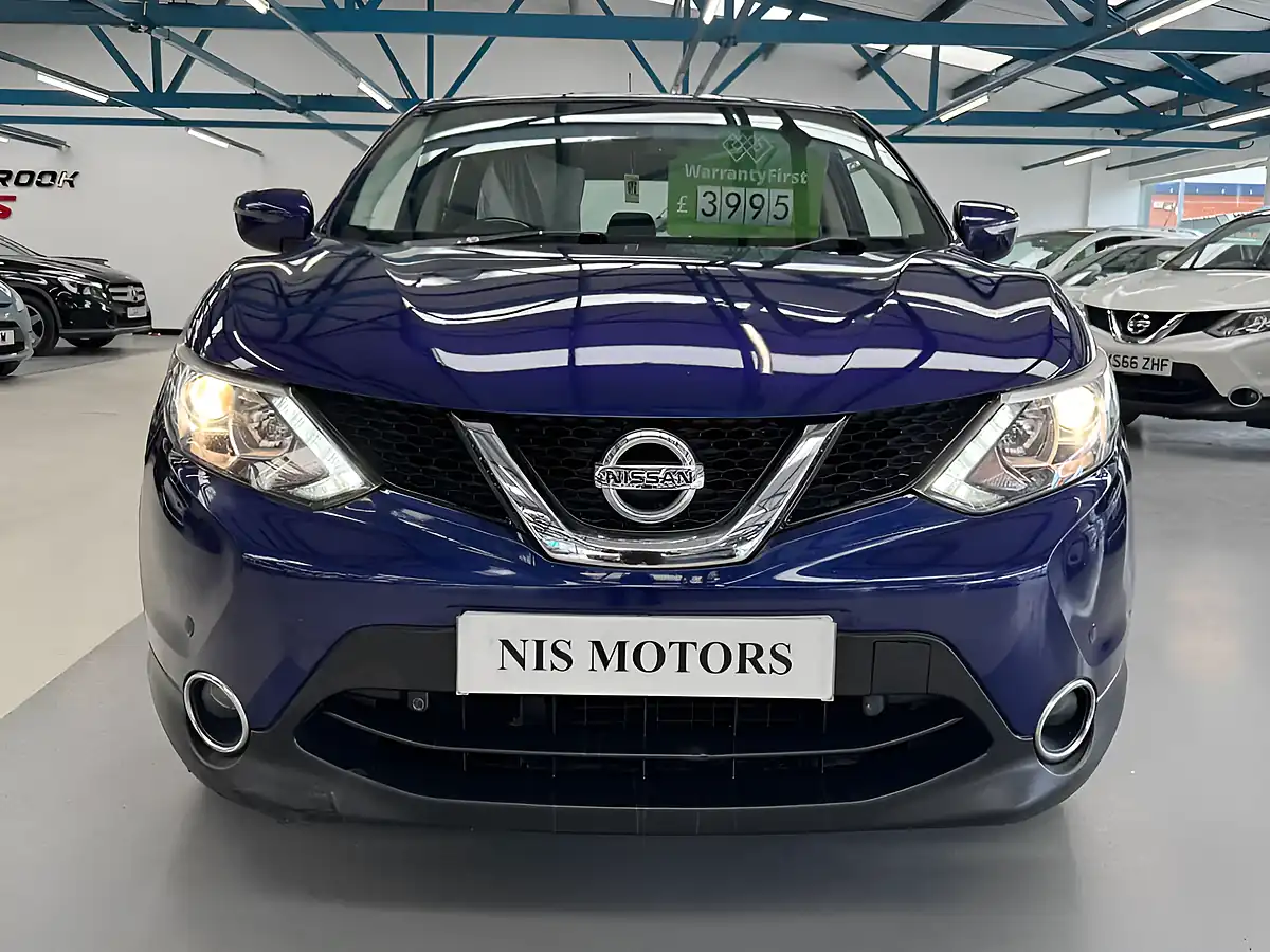 Used 2014 Nissan Qashqai Acenta Blue - Interior and Exterior details 7