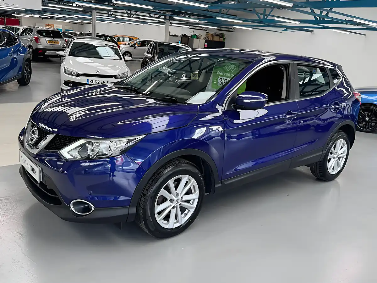 Used 2014 Nissan Qashqai Acenta Blue - Interior and Exterior details 9