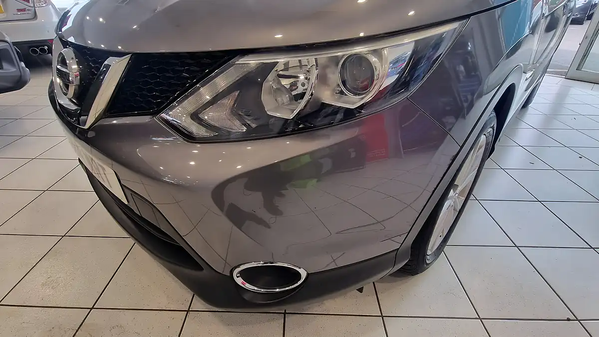 Used 2014 Nissan Qashqai Acenta Grey - Interior and Exterior details 20