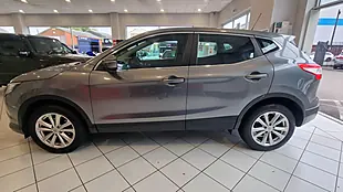 Used 2014 Nissan Qashqai Acenta Grey - Interior and Exterior details 7