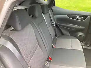 Used 2014 Nissan Qashqai Acenta Premium Beige - Interior and Exterior details 13