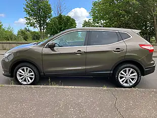 Used 2014 Nissan Qashqai Acenta Premium Beige - Interior and Exterior details 6