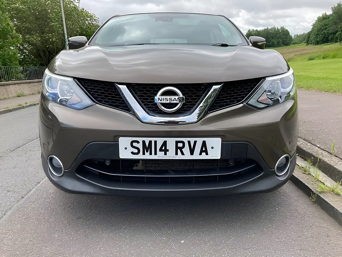 Used 2014 Nissan Qashqai Acenta Premium Beige - Interior and Exterior details 8