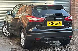 Used 2014 Nissan Qashqai Acenta Premium Black - Interior and Exterior details 5