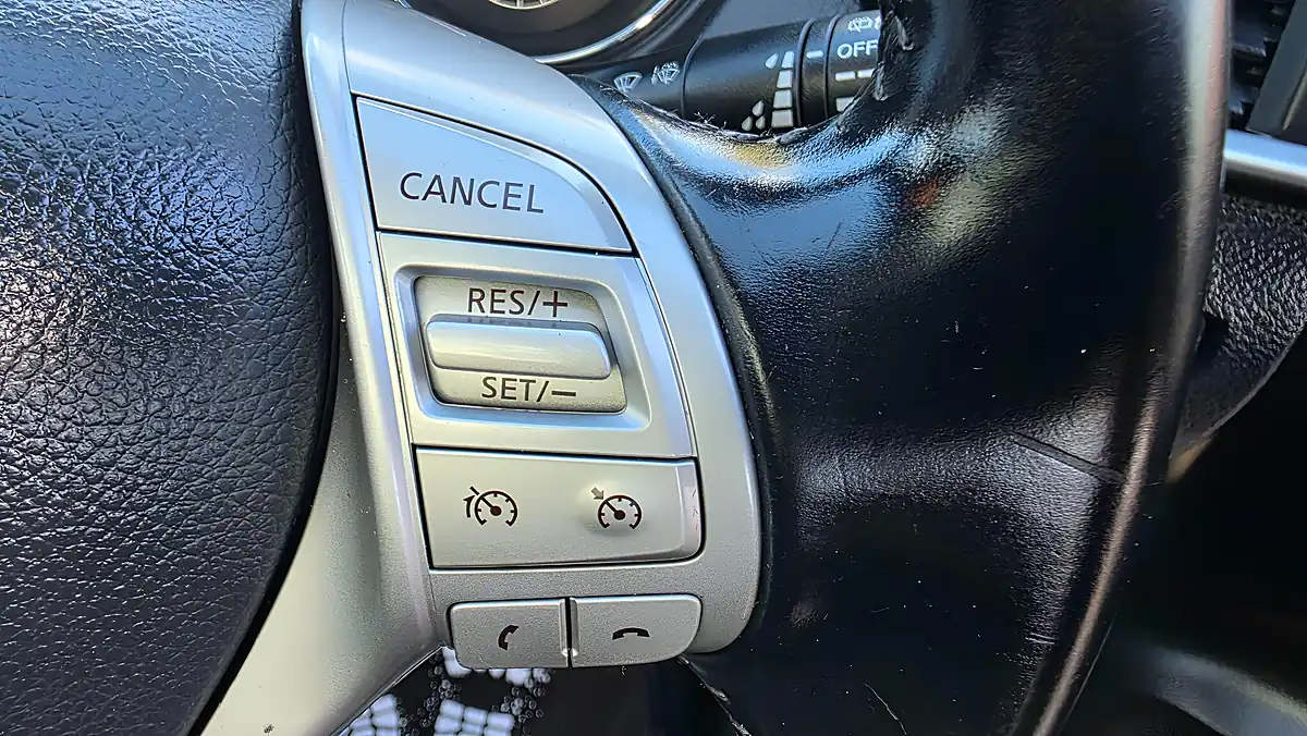 Used 2014 Nissan Qashqai Acenta Premium Black - Interior and Exterior details 14