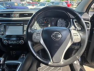 Used 2014 Nissan Qashqai Acenta Premium Black - Interior and Exterior details 9