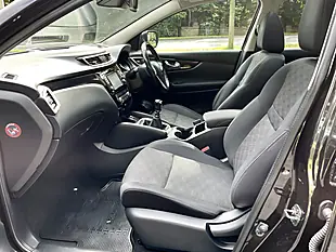 Used 2014 Nissan Qashqai Acenta Premium Black - Interior and Exterior details 11