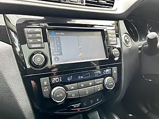 Used 2014 Nissan Qashqai Acenta Premium Black - Interior and Exterior details 16