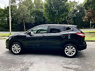 Used 2014 Nissan Qashqai Acenta Premium Black - Interior and Exterior details 8