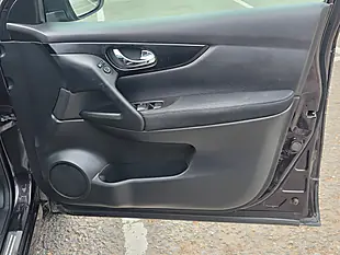 Used 2014 Nissan Qashqai Acenta Premium Black - Interior and Exterior details 12