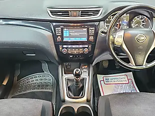 Used 2014 Nissan Qashqai Acenta Premium Black - Interior and Exterior details 10