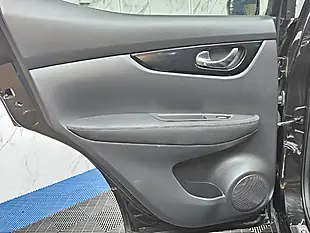 Used 2014 Nissan Qashqai Acenta Premium Black - Interior and Exterior details 18