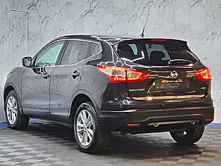 Used 2014 Nissan Qashqai Acenta Premium Black - Interior and Exterior details 5