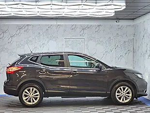 Used 2014 Nissan Qashqai Acenta Premium Black - Interior and Exterior details 8