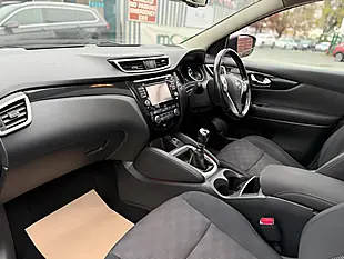 Used 2014 Nissan Qashqai Acenta Premium Black - Interior and Exterior details 19