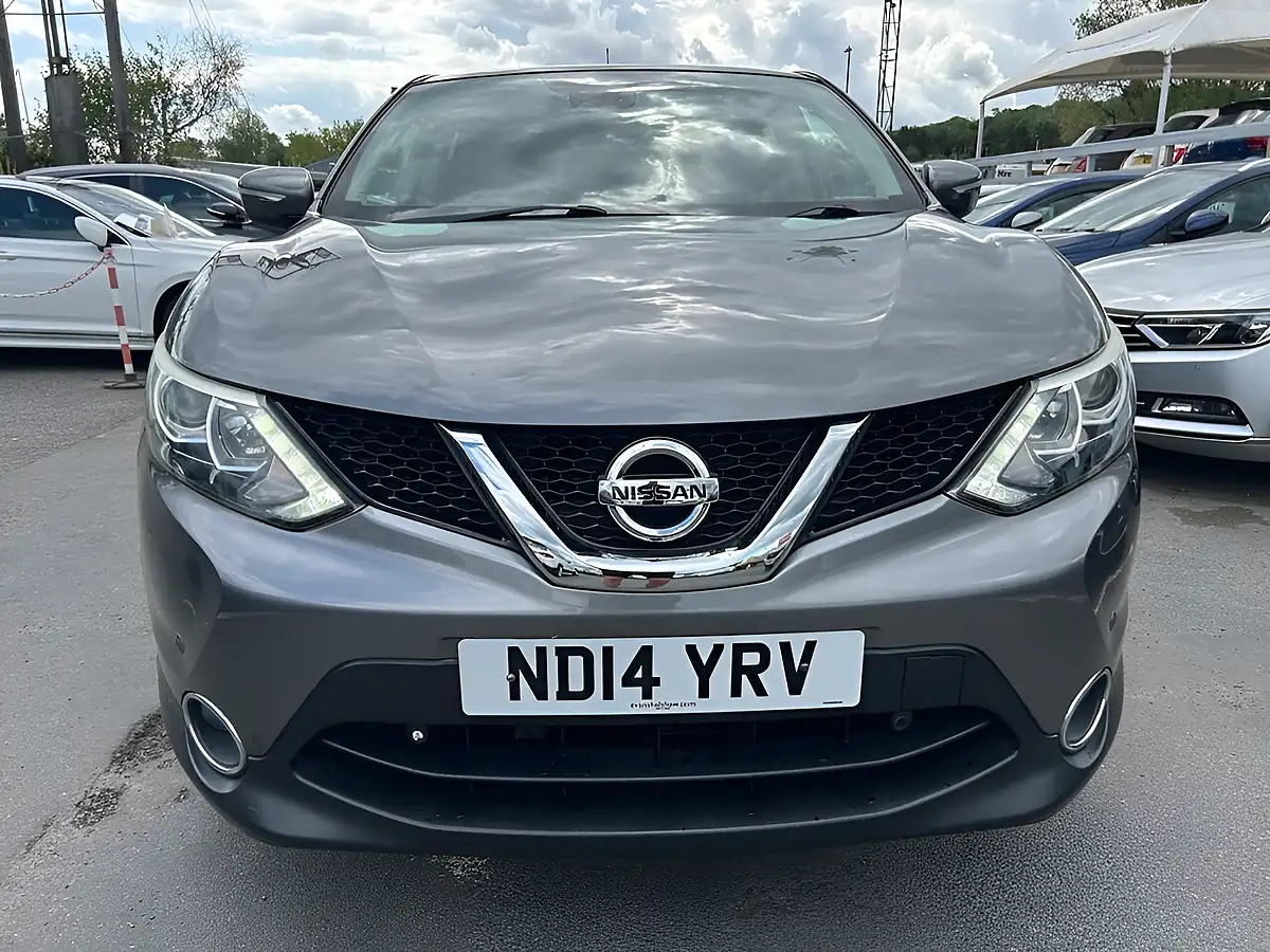 Used 2014 Nissan Qashqai Acenta Premium Grey - Interior and Exterior details 11