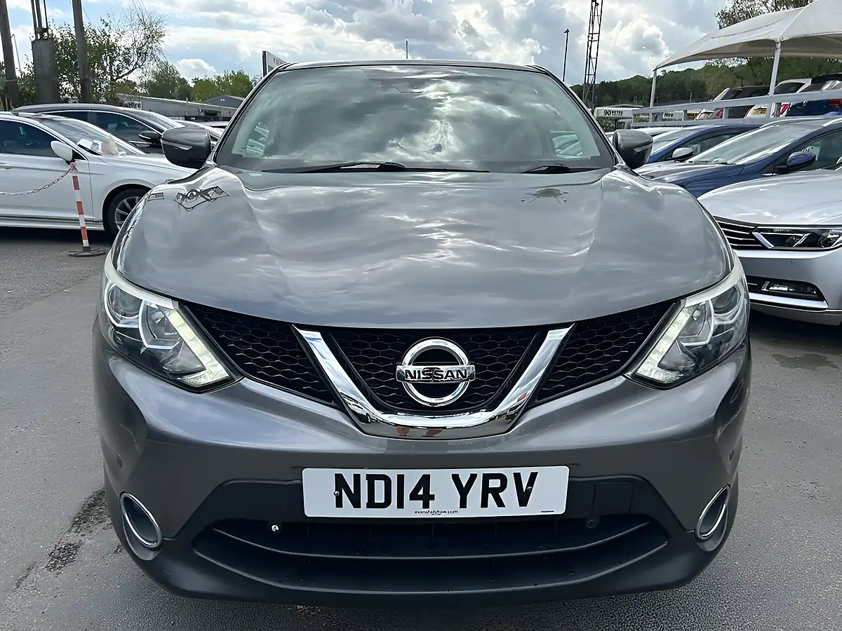 Used 2014 Nissan Qashqai Acenta Premium Grey - Interior and Exterior details 12