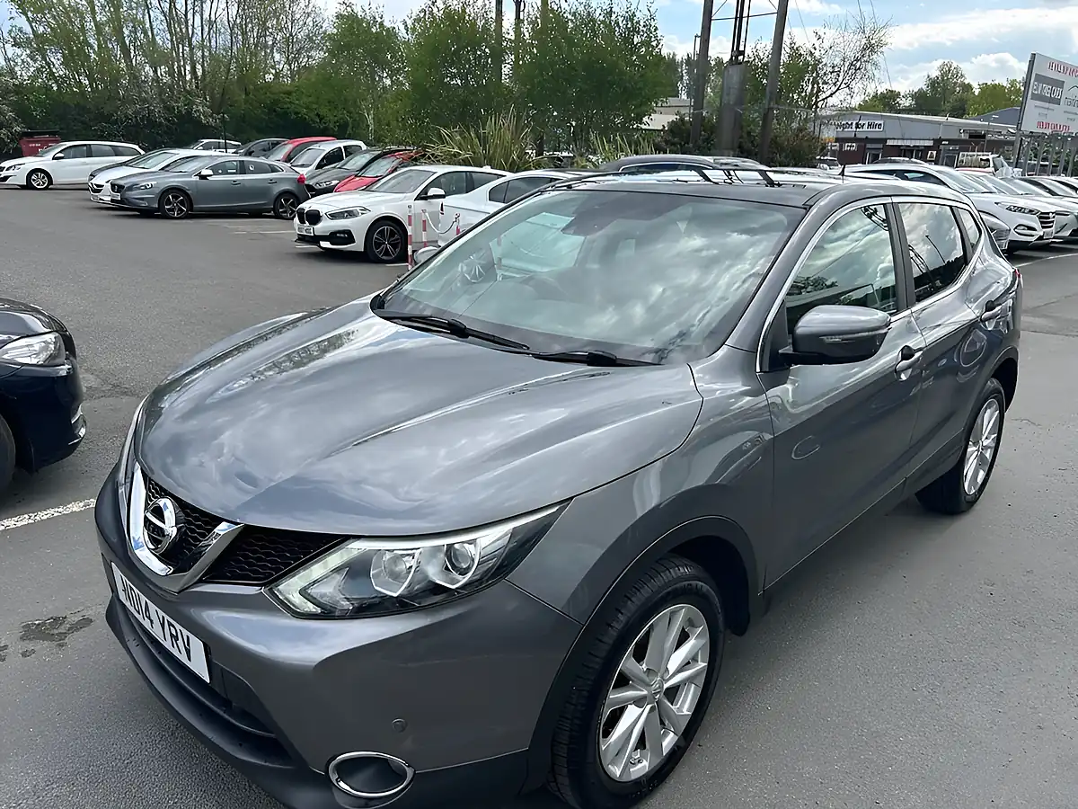 Used 2014 Nissan Qashqai Acenta Premium Grey - Interior and Exterior details 18