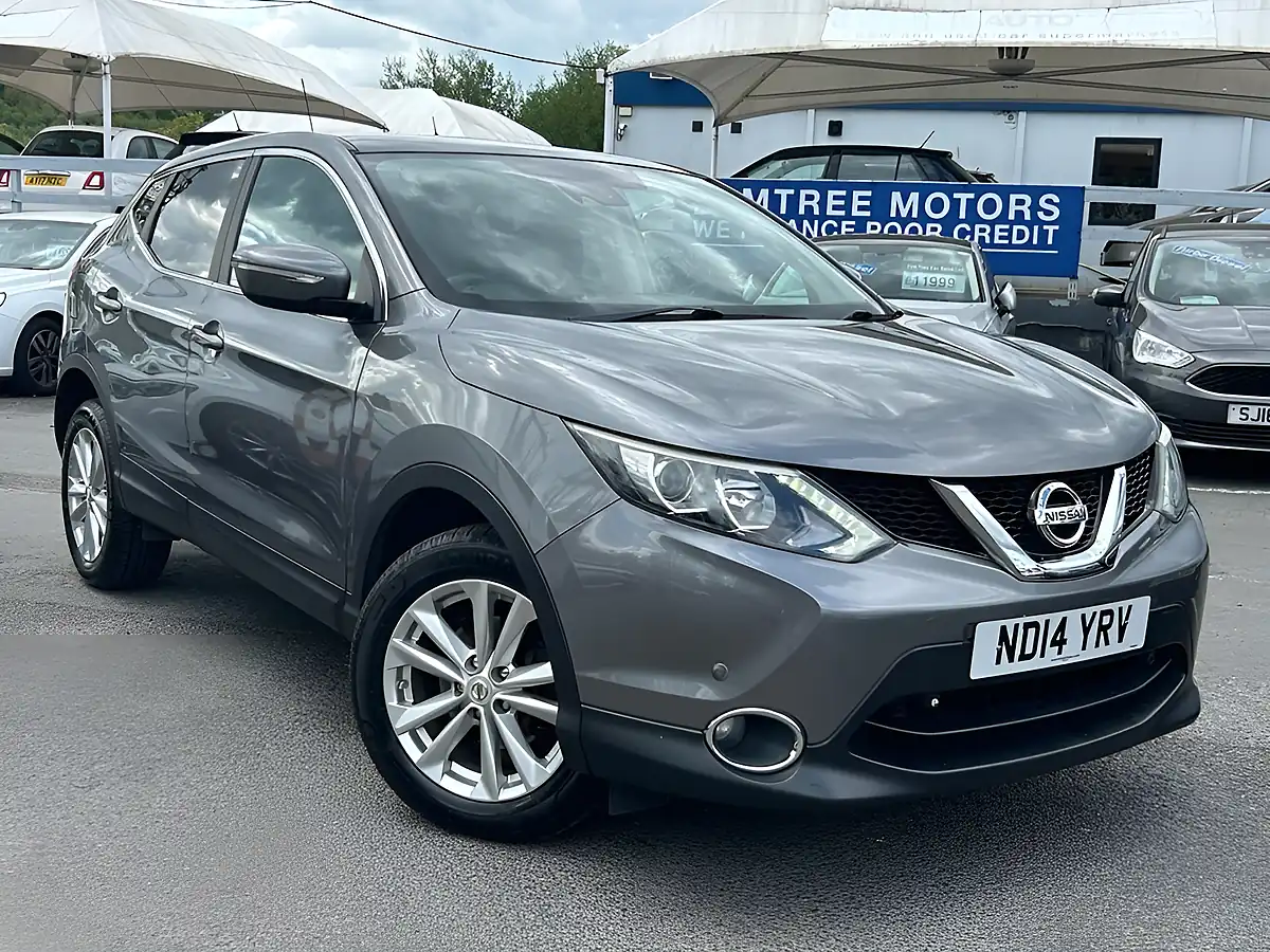 Used 2014 Nissan Qashqai Acenta Premium Grey - Interior and Exterior details 3