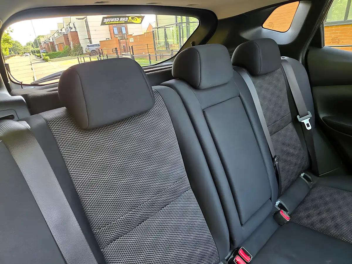 Used 2014 Nissan Qashqai Acenta Premium Grey - Interior and Exterior details 11