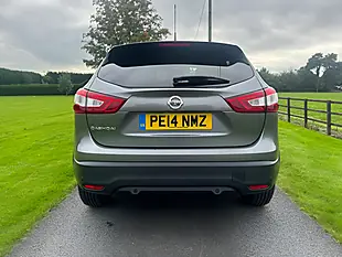 Used 2014 Nissan Qashqai Acenta Premium Grey - Interior and Exterior details 4