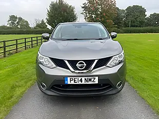 Used 2014 Nissan Qashqai Acenta Premium Grey - Interior and Exterior details 8