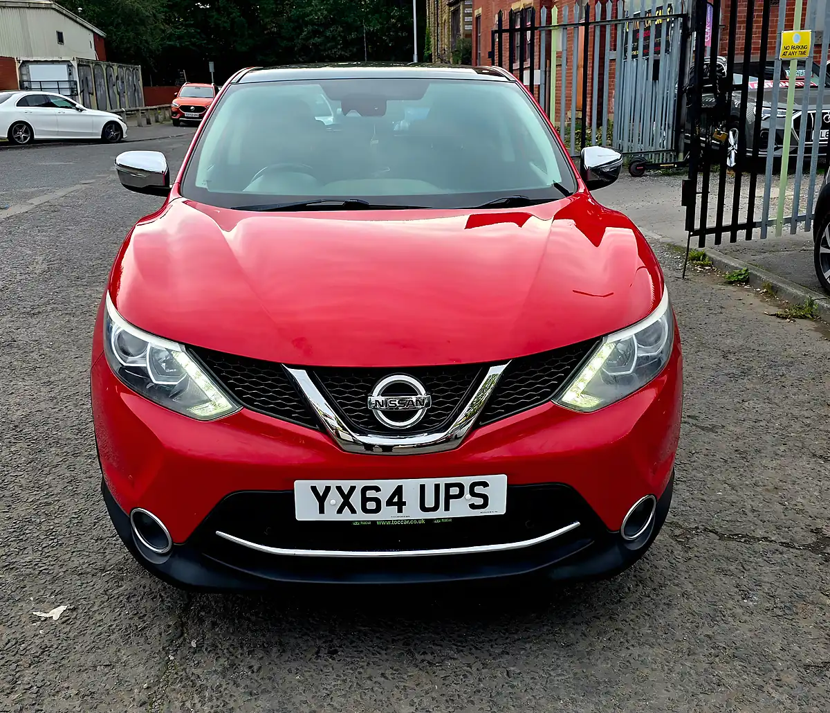 Used 2014 Nissan Qashqai Acenta Premium - Interior and Exterior details 2