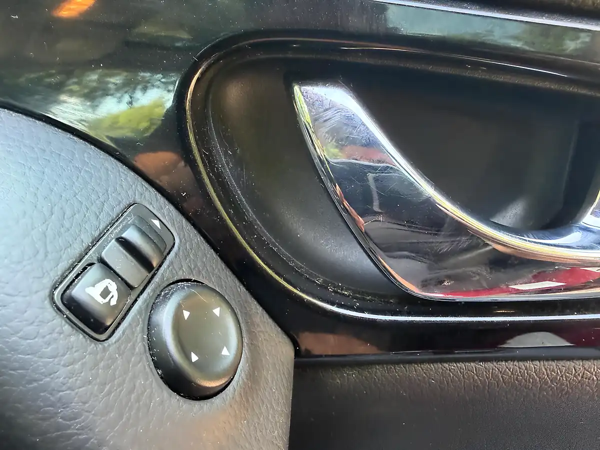 Used 2014 Nissan Qashqai Acenta Premium Red - Interior and Exterior details 14