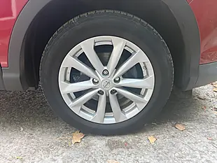 Used 2014 Nissan Qashqai Acenta Premium Red - Interior and Exterior details 19