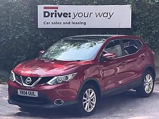 Used 2014 Nissan Qashqai Acenta Premium Red - Interior and Exterior details 3