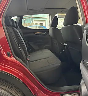 Used 2014 Nissan Qashqai Acenta Premium Red - Interior and Exterior details 12