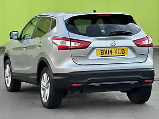 Used 2014 Nissan Qashqai Acenta Premium Silver - Interior and Exterior details 5