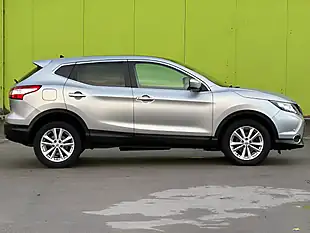 Used 2014 Nissan Qashqai Acenta Premium Silver - Interior and Exterior details 7