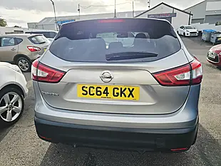 Used 2014 Nissan Qashqai Acenta Premium Silver - Interior and Exterior details 4