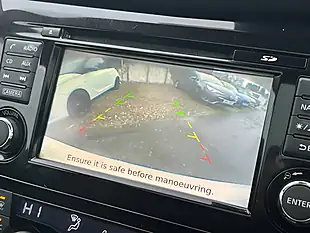 Used 2014 Nissan Qashqai Acenta Premium White - Interior and Exterior details 11