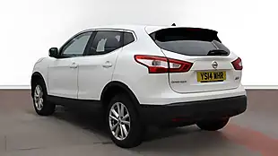 Used 2014 Nissan Qashqai Acenta Premium White - Interior and Exterior details 3