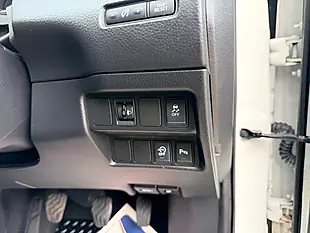 Used 2014 Nissan Qashqai Acenta Premium White - Interior and Exterior details 11