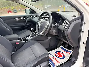 Used 2014 Nissan Qashqai Acenta Premium White - Interior and Exterior details 12