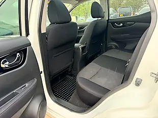 Used 2014 Nissan Qashqai Acenta Premium White - Interior and Exterior details 14