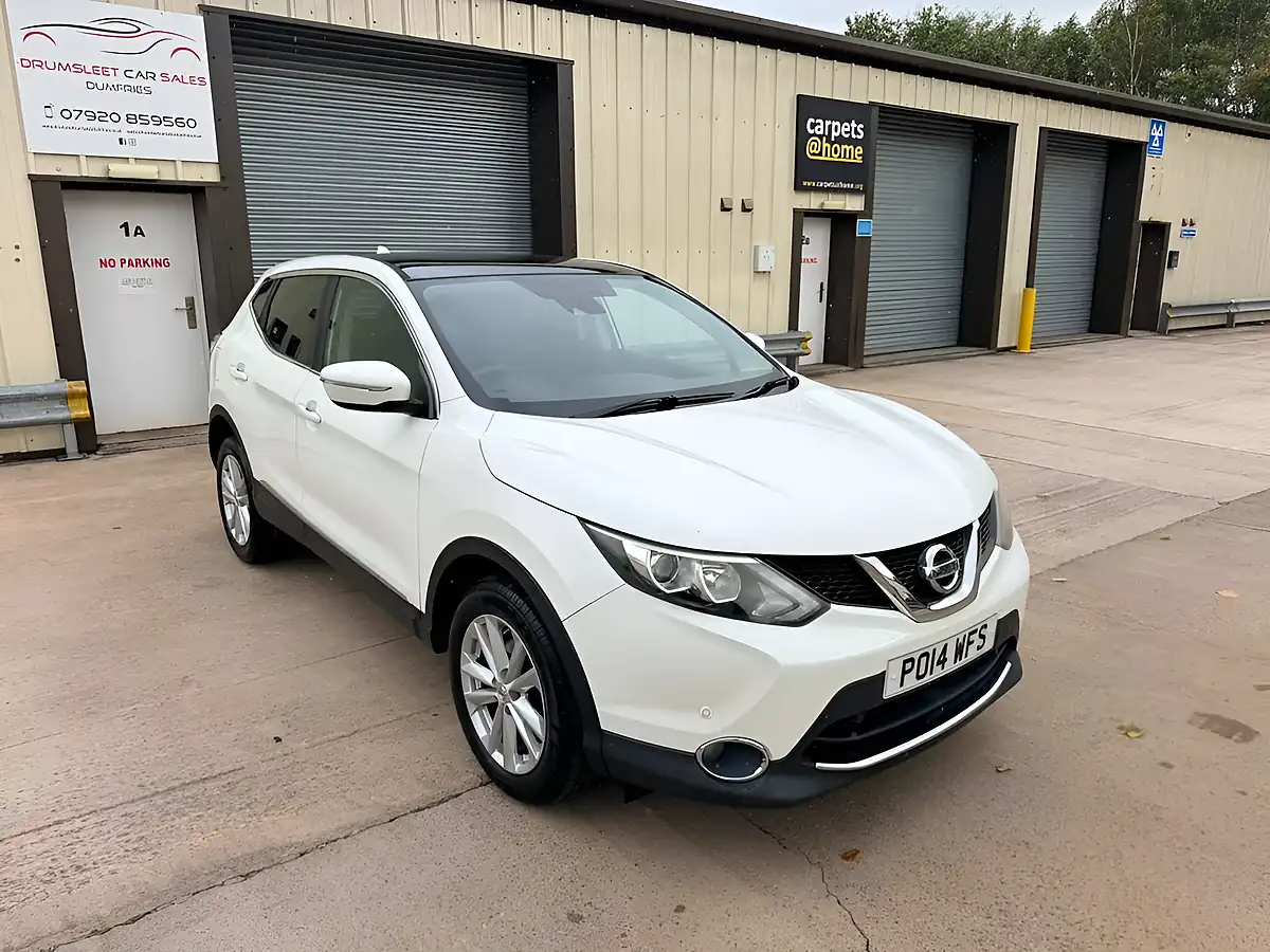 Used 2014 Nissan Qashqai Acenta Premium White - Interior and Exterior details 2