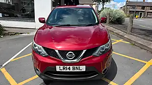 Used 2014 Nissan Qashqai Acenta Red - Interior and Exterior details 7