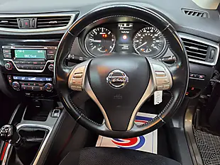 Used 2014 Nissan Qashqai Acenta Smart Vision Pack Beige - Interior and Exterior details 10