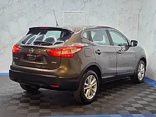 Used 2014 Nissan Qashqai Acenta Smart Vision Pack Beige - Interior and Exterior details 7