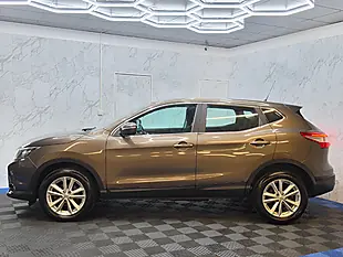 Used 2014 Nissan Qashqai Acenta Smart Vision Pack Beige - Interior and Exterior details 8