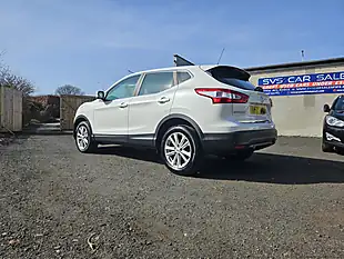 Used 2014 Nissan Qashqai Acenta White - Interior and Exterior details 10