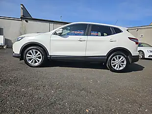Used 2014 Nissan Qashqai Acenta White - Interior and Exterior details 11