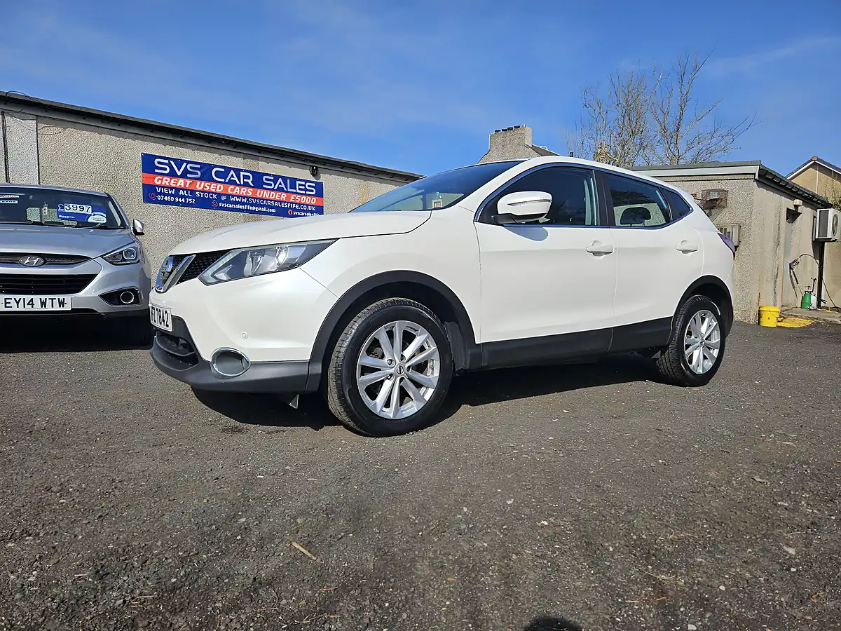 Used 2014 Nissan Qashqai Acenta White - Interior and Exterior details 2