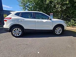 Used 2014 Nissan Qashqai Acenta White - Interior and Exterior details 14