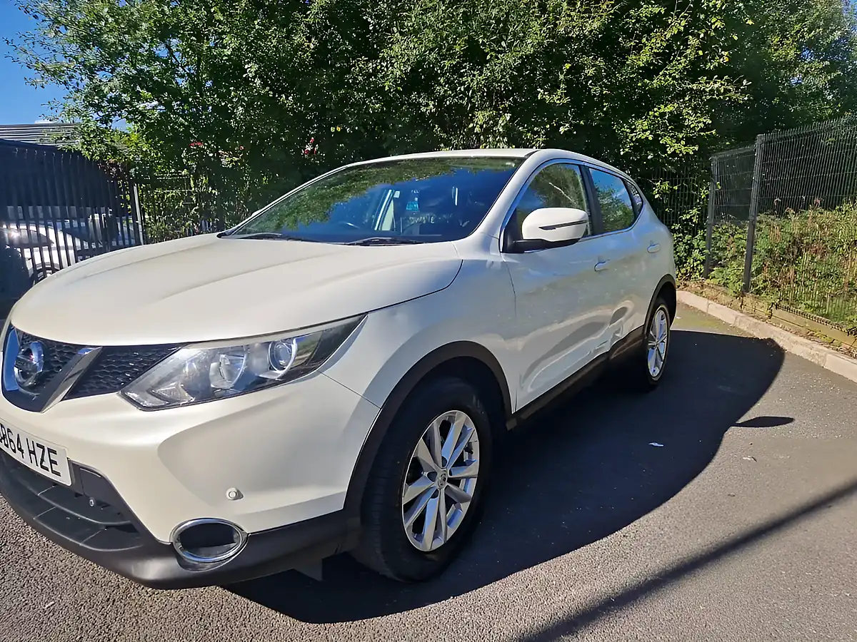 Used 2014 Nissan Qashqai Acenta White - Interior and Exterior details 2