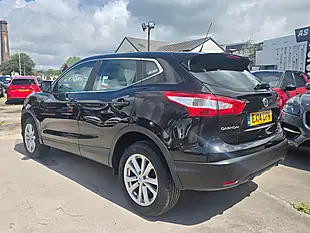 Used 2014 Nissan Qashqai Acenta Xtron Black - Interior and Exterior details 5